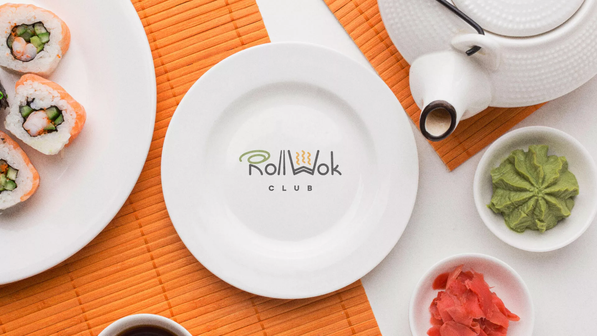Разработка логотипа и фирменного стиля в Шахтах для суши-бара «Roll Wok Club» Разработка логотипа и фирменного стиля в Шахтах для суши-бара «Roll Wok Club»